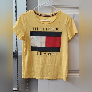 Tommy Hilfiger women's short sleeve small yellow t-shirt